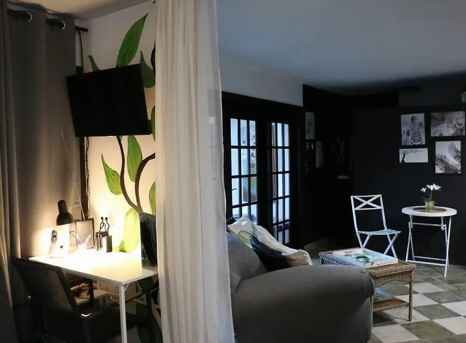 Garden Art Studio Apartment San Juan