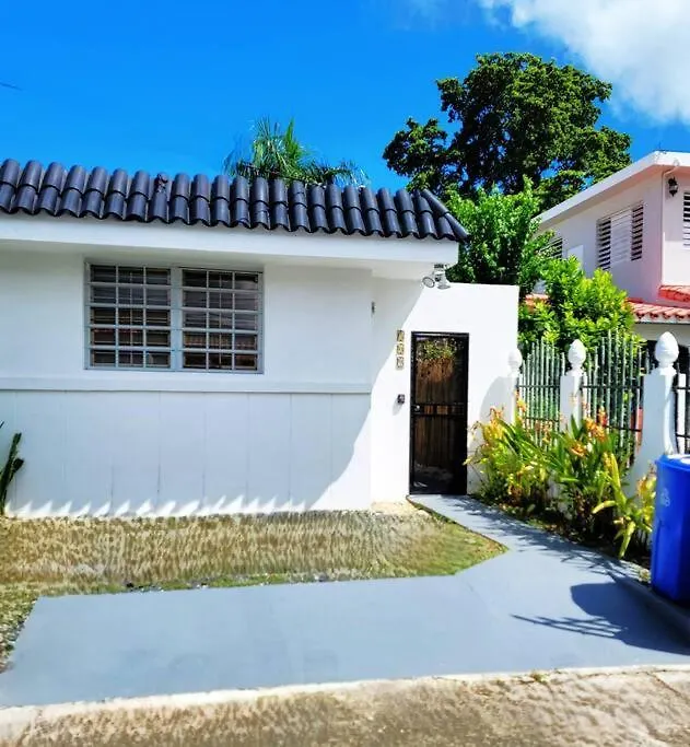 Garden Art Studio Apartment San Juan